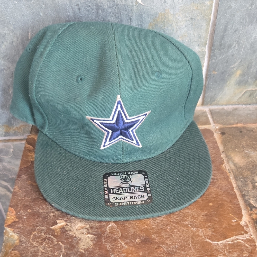 NFL Green Snapback Hat with Blue Star